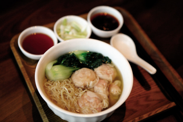 侗族饮食文化：品味百年传承的风味与情怀