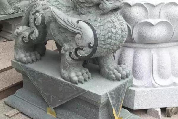 风水招财石的摆放技巧与选择指南