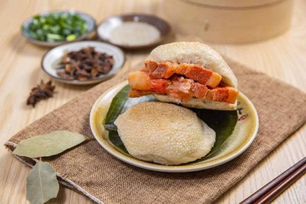 探秘满族传统饮食中的历史韵味