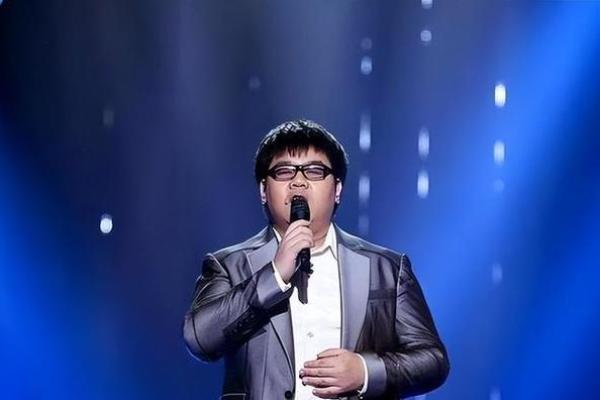 杨光博：光耀人生，博采众长，名扬四海的璀璨之星