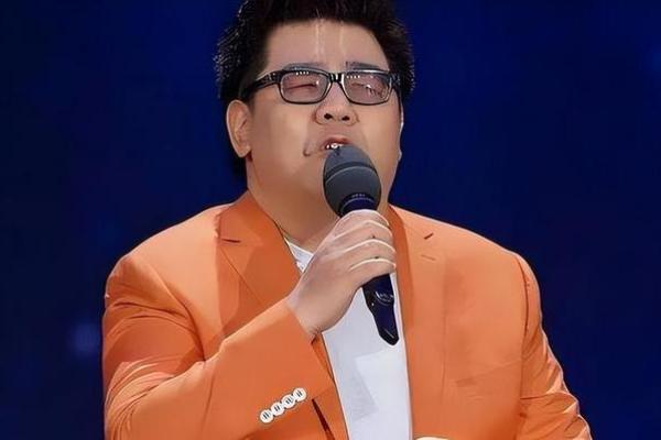 杨光博：光耀人生，博采众长，名扬四海的璀璨之星