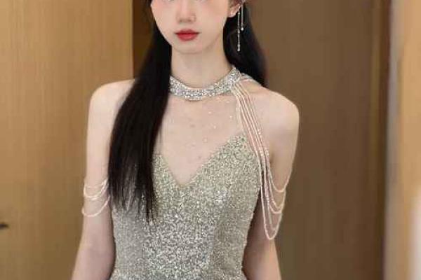 奕泷：瑞气盈门，智慧如水，人生璀璨如星河璀璨
