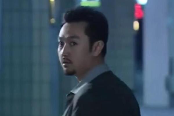 额头白毛，预示着怎样的非凡人生？
