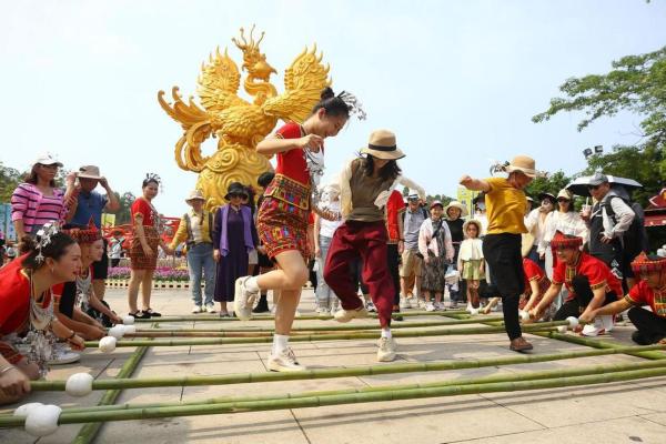 山野间的狂欢：黎族三月三风情探秘