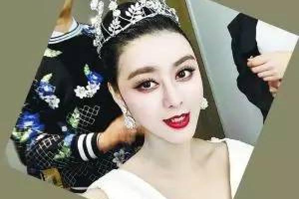 爆！周冬雨李易峰命理婚配，揭秘明星爱情密码