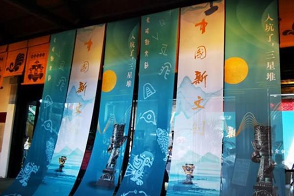 传统文化与现代创意的完美融合：文化创意公司如何赋能传统艺术