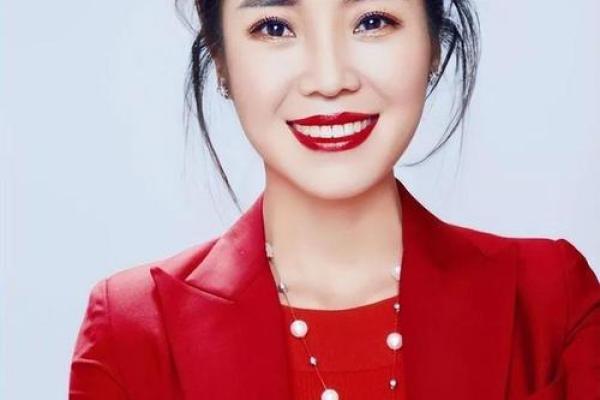 刘云朵：云卷云舒，朵儿绽放，运势如花般绚烂