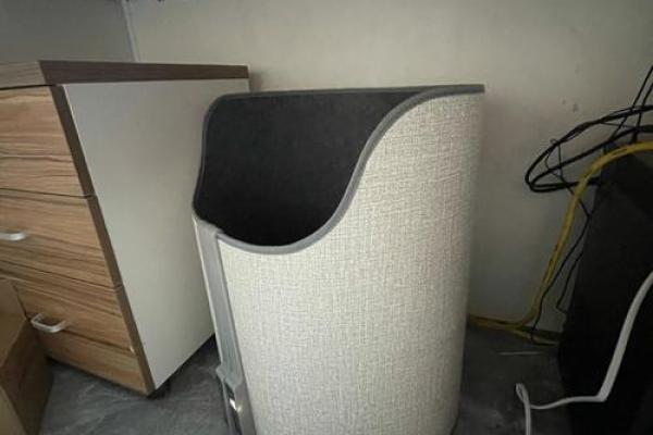 红烛办公风水：办公室里的旺运神器