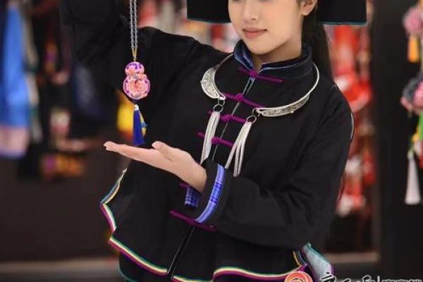 探寻广西壮族传统文化中的语言与服饰之美