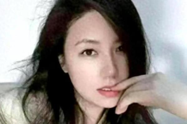 周菲：智慧与美丽并存的璀璨之星
