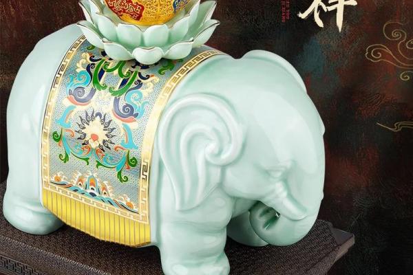 风水大师揭秘：大象摆件助你财运亨通，一招变富婆！