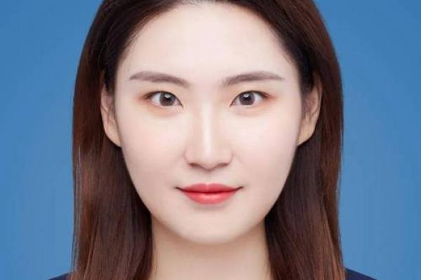 从李子怡看新一代年轻女性的力量