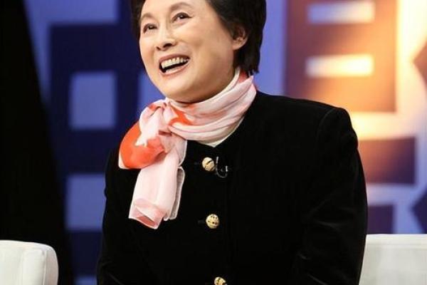 痣与白发：揭秘明星不老神话背后的真相！