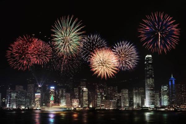 香港春节庆典：喜庆氛围与民俗风情
