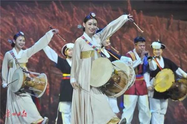 朝鲜族民俗艺术：舞蹈、音乐与服饰的魅力