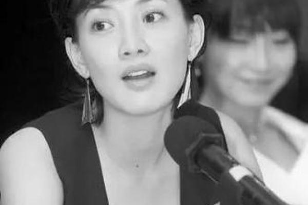 胸前异痣，揭秘万有之秘