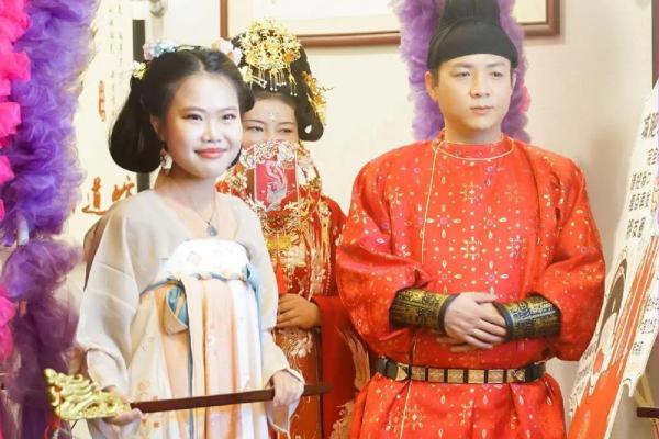 探索汉族婚礼文化中的传统仪式与象征意义