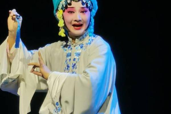 鄱阳戏曲：传承与创新中的传统文化瑰宝