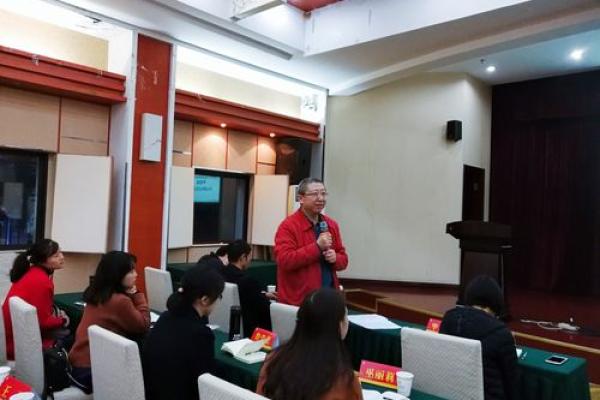 解读晨杰名字：寓意光明与卓越