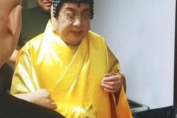 面相克夫：揭秘和尚神秘面相之谜