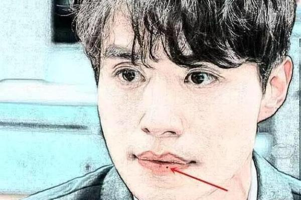 眉宇间藏情韵，唇角流露爱意——揭秘恋人面相的奥秘