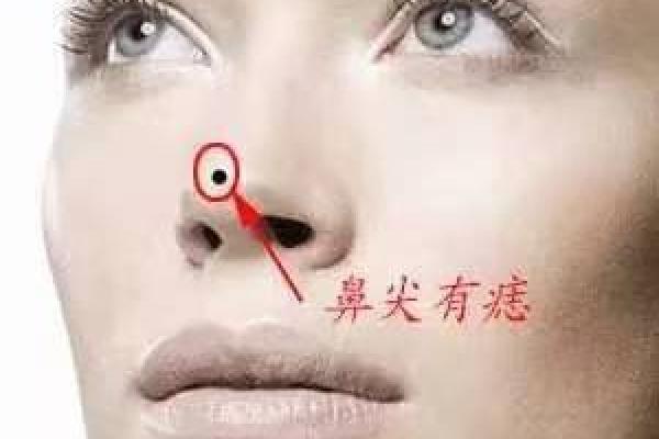 走红网络！揭秘掉牙背后的命理奥秘