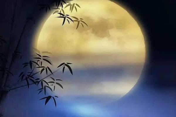八月七日：传统佳节，民俗风情浓