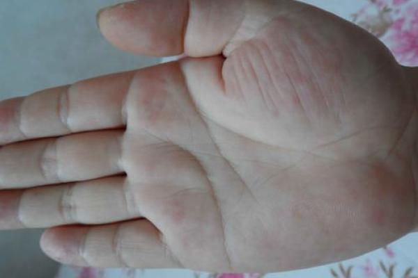 手相大师教你：一招看透命运，从此生活顺风顺水！