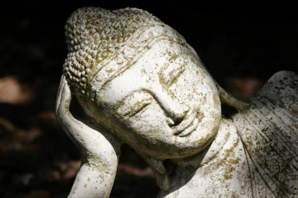 薛安然：安宁如水，安然自若，寓意人生平静美满