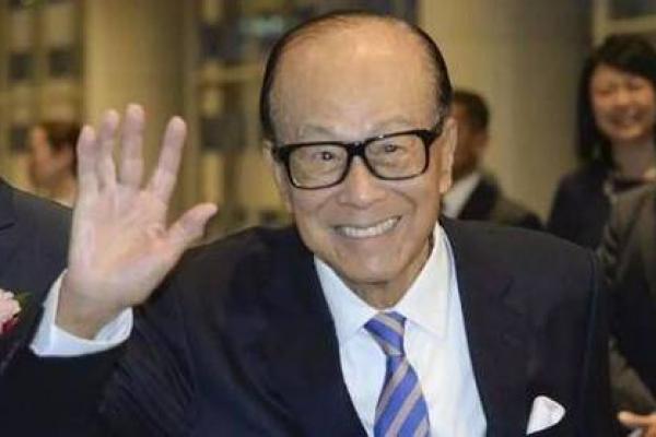 李嘉成面相揭秘：富贵气息浓厚的商业奇才面相特点