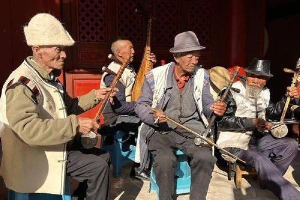 民俗传承：纳西族节日里的独特魅力